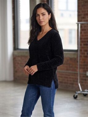Karen Scott Black V-Neck Chenille Sweater